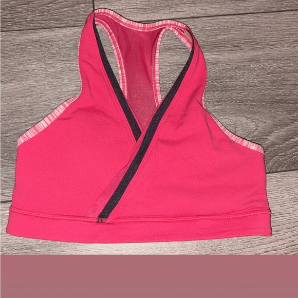 Lululemon Sports Bra Size 4 Pink Gray Mesh Detail Cris Cross Front Padded - Picture 1 of 8